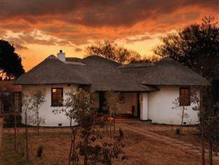 ホテル Satyagraha House ヨハネスブルグ エクステリア 写真
